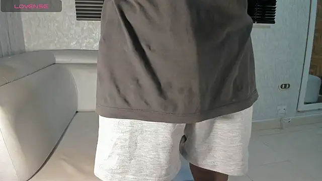 Cam Brown online show from 09/22/25, 04:47