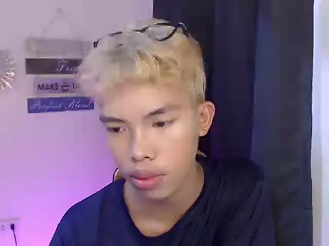 urcumjp online show from 11/25/25, 04:12