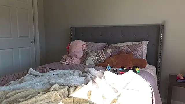 bambifarrina online show from 10/08/25, 05:43