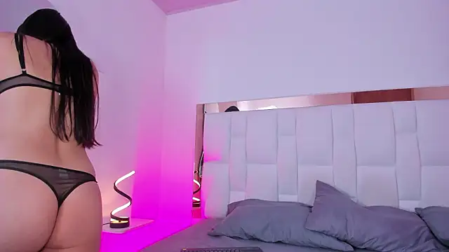 ZoeBarnett online show from 02/05/26, 06:34