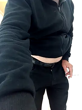 bullut06 online show from 04/18/26, 05:11