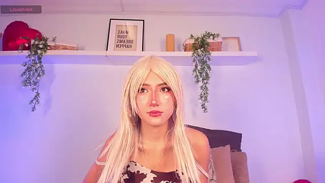 Vampgyal online show from 04/15/26, 09:37