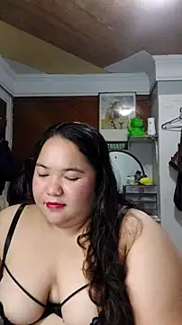 Snapshot of LianaCruzado chatting on 07/28/26, 04:39 LianaCruzado online show from 07/28/26, 04:39