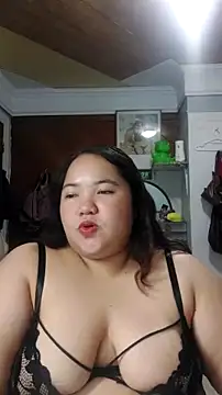 Snapshot of LianaCruzado chatting on 07/30/26, 01:43 LianaCruzado online show from 07/30/26, 01:43