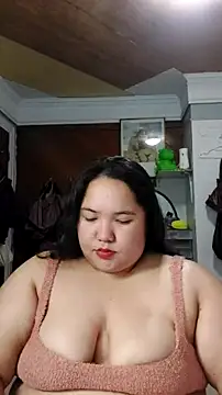 Snapshot of LianaCruzado chatting on 07/31/26, 02:27 LianaCruzado online show from 07/31/26, 02:27
