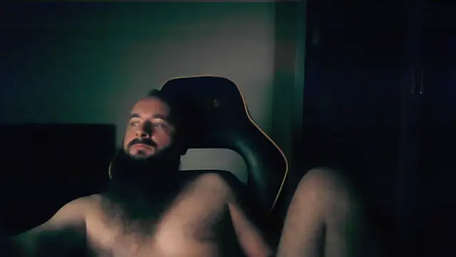 LondonMan1988 online show from 11/02/25, 04:53