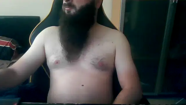 Snapshot of LondonMan1988 chatting on 05/22/26, 07:15 LondonMan1988 online show from 05/22/26, 07:15
