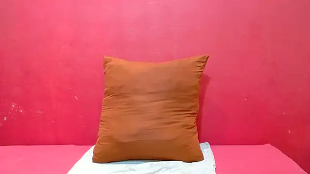 GlowGoddessxx online show from 10/27/25, 02:59