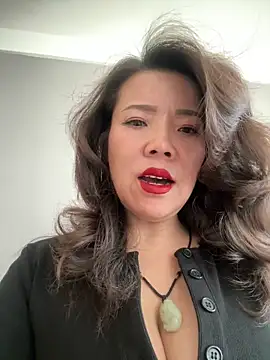 anna yngs online show from 02/09/26, 03:32