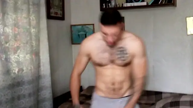 Jordan1Dior online show from 10/25/25, 08:22