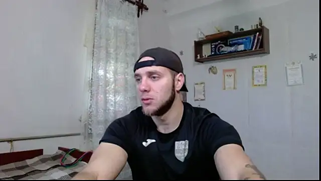 Jordan1Dior online show from 04/25/26, 07:33