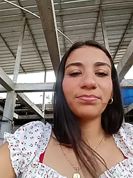 -juicy  online show from 10/10/25, 08:52