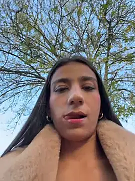 -juicy  online show from 03/01/26, 10:45