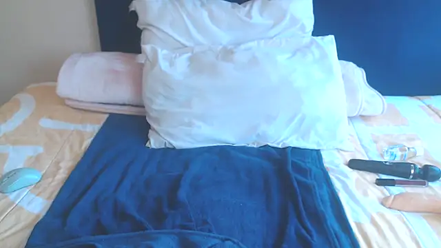 Snapshot of Diva-Lolah chatting on 10/02/25, 09:16 Diva-Lolah online show from 10/02/25, 09:16