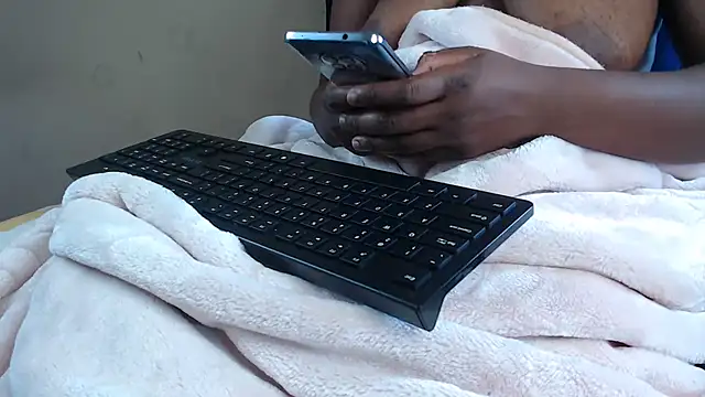 Snapshot of Diva-Lolah chatting on 10/06/25, 02:03 Diva-Lolah online show from 10/06/25, 02:03