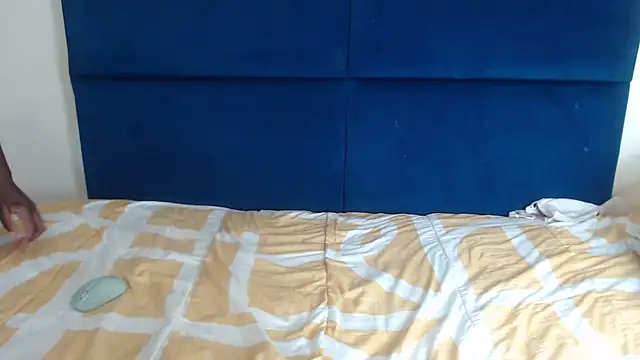 Snapshot of Diva-Lolah chatting on 10/15/25, 06:46 Diva-Lolah online show from 10/15/25, 06:46