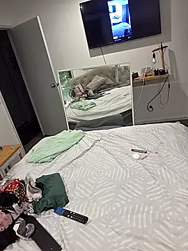 Snapshot of iamthepublickmasterbater chatting on 02/08/26, 05:33 iamthepublickmasterbater online show from 02/08/26, 05:33