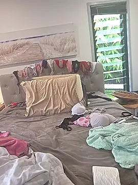 Snapshot of iamthepublickmasterbater chatting on 02/26/26, 10:20 iamthepublickmasterbater online show from 02/26/26, 10:20