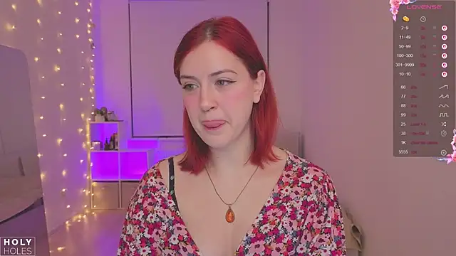 bananasgirl online show from 12/17/25, 06:30