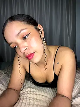 Yasmin777  online show from 09/21/25, 01:07