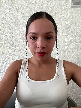 Yasmin777  online show from 03/10/26, 06:46