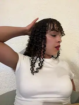 Yasmin777  online show from 06/26/26, 01:32