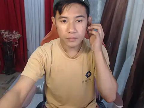 Snapshot of urboy_cass chatting on 09/21/25, 02:35 urboy cass online show from 09/21/25, 02:35
