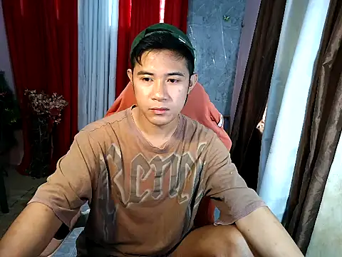 Snapshot of urboy_cass chatting on 09/23/25, 02:36 urboy cass online show from 09/23/25, 02:36