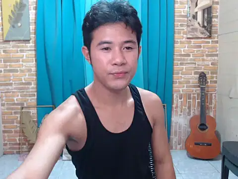 Snapshot of urboy_cass chatting on 11/21/25, 04:33 urboy cass online show from 11/21/25, 04:33