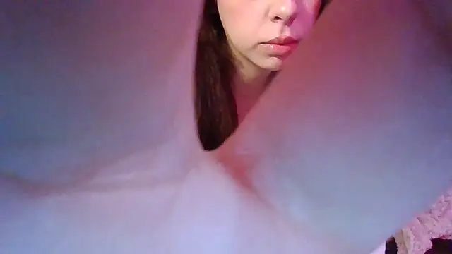 arianababyxo online show from 10/17/25, 10:07