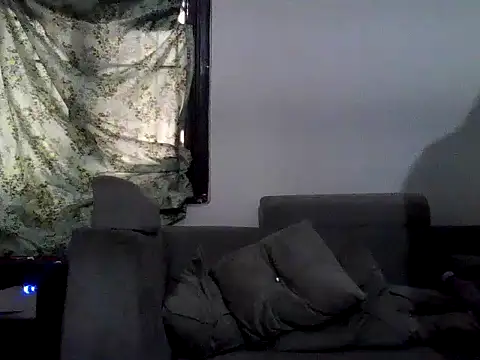 Snapshot of urdreamman chatting on 04/08/26, 01:49 urdreamman online show from 04/08/26, 01:49