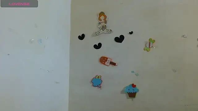 Akasha001 online show from 11/18/25, 12:31