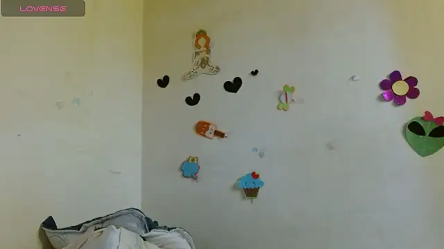 Akasha001 online show from 12/21/25, 03:52