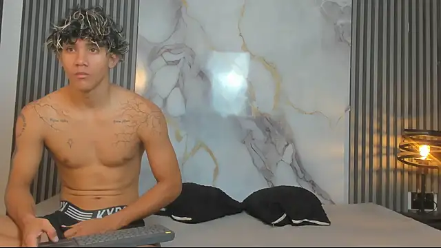 RihanandDrake online show from 09/13/25, 03:39