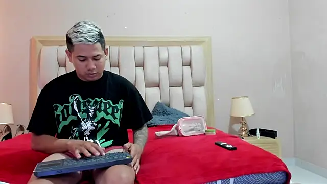 RihanandDrake online show from 01/13/26, 02:44