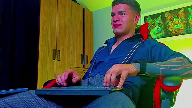 ALPHA DOMINUS  online show from 09/24/25, 04:05