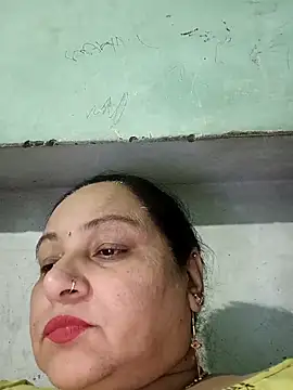 Sexyshott online show from 10/24/25, 08:44