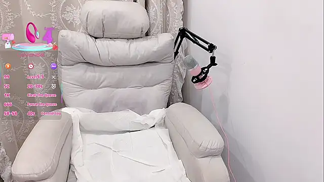 Snapshot of tuantuanle chatting on 12/16/25, 02:00 tuantuanle online show from 12/16/25, 02:00