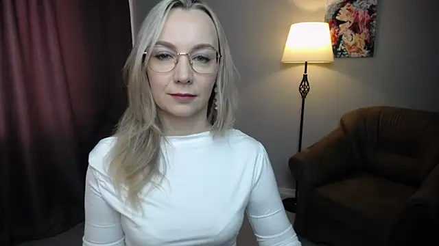 Ava Elior online show from 02/02/26, 11:31