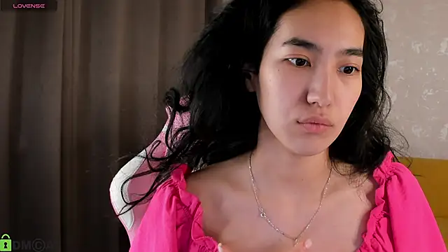 FlirtyAura online show from 12/16/25, 03:11