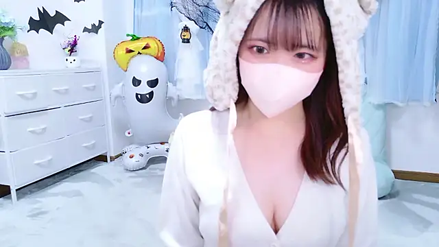 AKO o0 online show from 10/26/25, 09:37