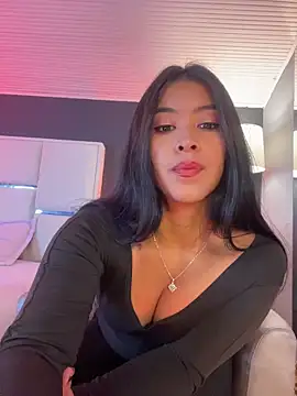 BellaFernandez   online show from 04/30/26, 01:06