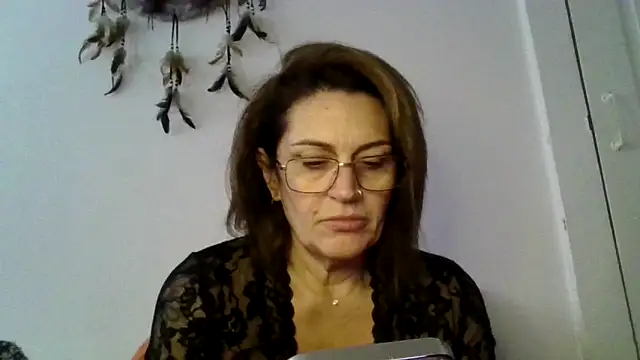 Snapshot of RubyyRosee chatting on 10/28/25, 02:09 RubyyRosee online show from 10/28/25, 02:09