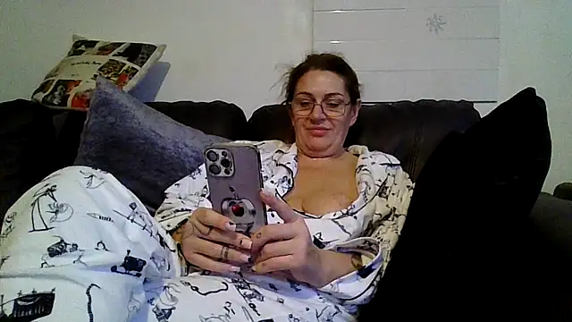 Snapshot of RubyyRosee chatting on 11/09/25, 10:02 RubyyRosee online show from 11/09/25, 10:02