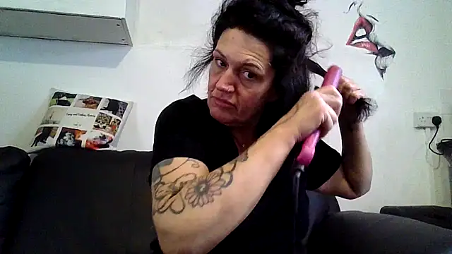 RubyyRosee online show from 06/05/26, 05:25