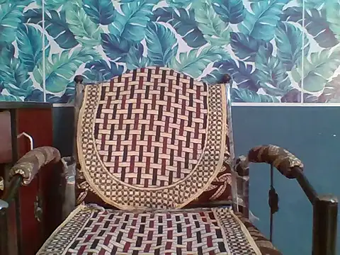 Marathi q4een01 online show from 04/18/26, 03:43