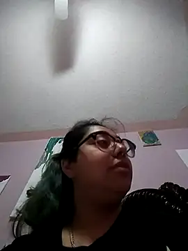 Snapshot of Lovelyrainn chatting on 09/25/25, 11:47 Lovelyrainn online show from 09/25/25, 11:47