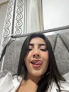 Lupe 19 online show from 10/04/25, 11:14