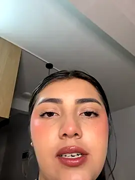 Lupe 19 online show from 10/11/25, 04:22