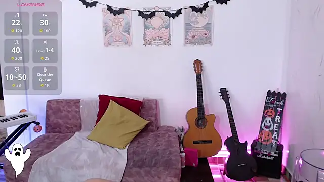 Susanahendrix online show from 10/10/25, 07:46